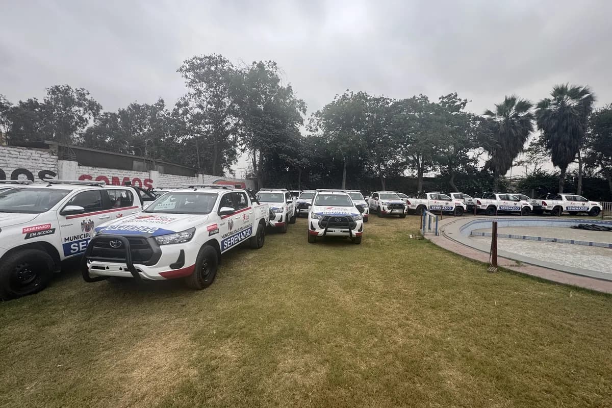 Flota de camionetas de serenazgo municipal equipadas y formadas para su entrega